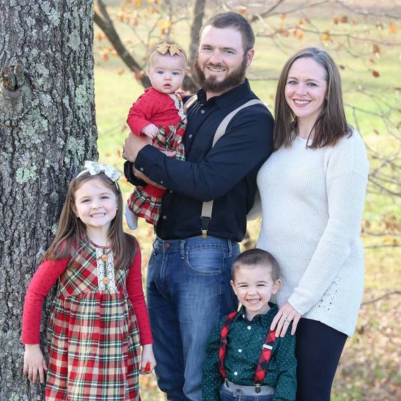 Meet your Posher, Sandy - Picture 1 of 1